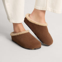 The Après Clog - ReVelvet™ Cinnamon